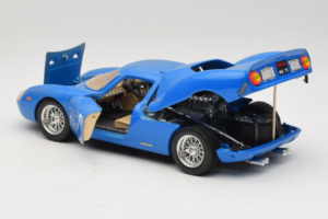 Ferrari 250 LM Син Bburago 1:18 3033-B1 Метал — снимка 5 от 8