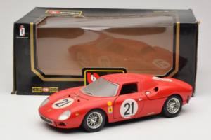Ferrari 250 LM #21 M. Gregory / J. Rindt 24 Hours of Le Mans 1965 Bburago 1:18 3033-P2 Метал — снимка 8 от 8