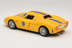 Ferrari 250 LM #9 Жълт 1965 Bburago 1:18 3033-Y1 Метал — снимка 7 от 8