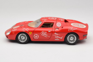 Ferrari 250 LM Червено-Бял Essen Autographs Ограничена Серия Bburago 1:18 3033-P4 Метал — снимка 4 от 8