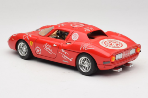 Ferrari 250 LM Червено-Бял Essen Autographs Ограничена Серия Bburago 1:18 3033-P4 Метал — снимка 7 от 8