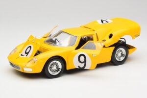 Ferrari 250 LM #21 M. Gregory / J. Rindt NART 24 Hours of Le Mans Winner 1965 Hot Wheels 1:18 25729 Метал — снимка 2 от 8