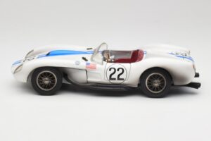 Ferrari 250 Testa Rossa #22 P. Hill / O. Gendebien 24 Hours of Le Mans 1958 Hot Wheels 1:18 29755 Метал — снимка 4 от 8