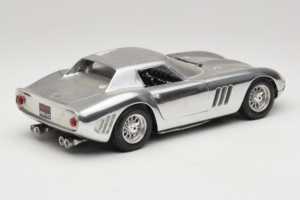 Ferrari 275 GTB Chrome Сребрист Guiloy 1:18 B004 Метал — снимка 3 от 8