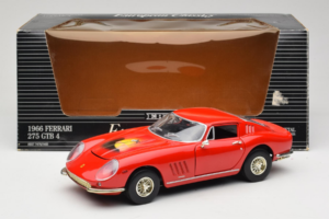 Ferrari 275 GTB/4 Червен С Палма на Капака ERTL 1:18 7483-P1 Метал — снимка 8 от 8