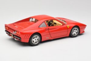 Ferrari 288 GTO Червен Bburago 1:18 3027 Метал — снимка 3 от 8