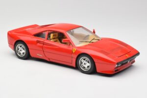 Ferrari 288 GTO Червен Bburago 1:18 3027 Метал — снимка 6 от 8