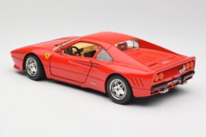 Ferrari 288 GTO Червен Bburago 1:18 3027 Метал — снимка 7 от 8