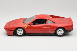Ferrari 288 GTO Червен Tonka 1:18 3233 Метал — снимка 4 от 8
