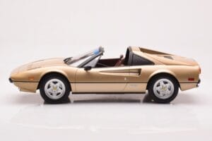 Ferrari 308 GTS Златен Лимитирана Серия Norev 1:18 187932 Метал — снимка 3 от 6
