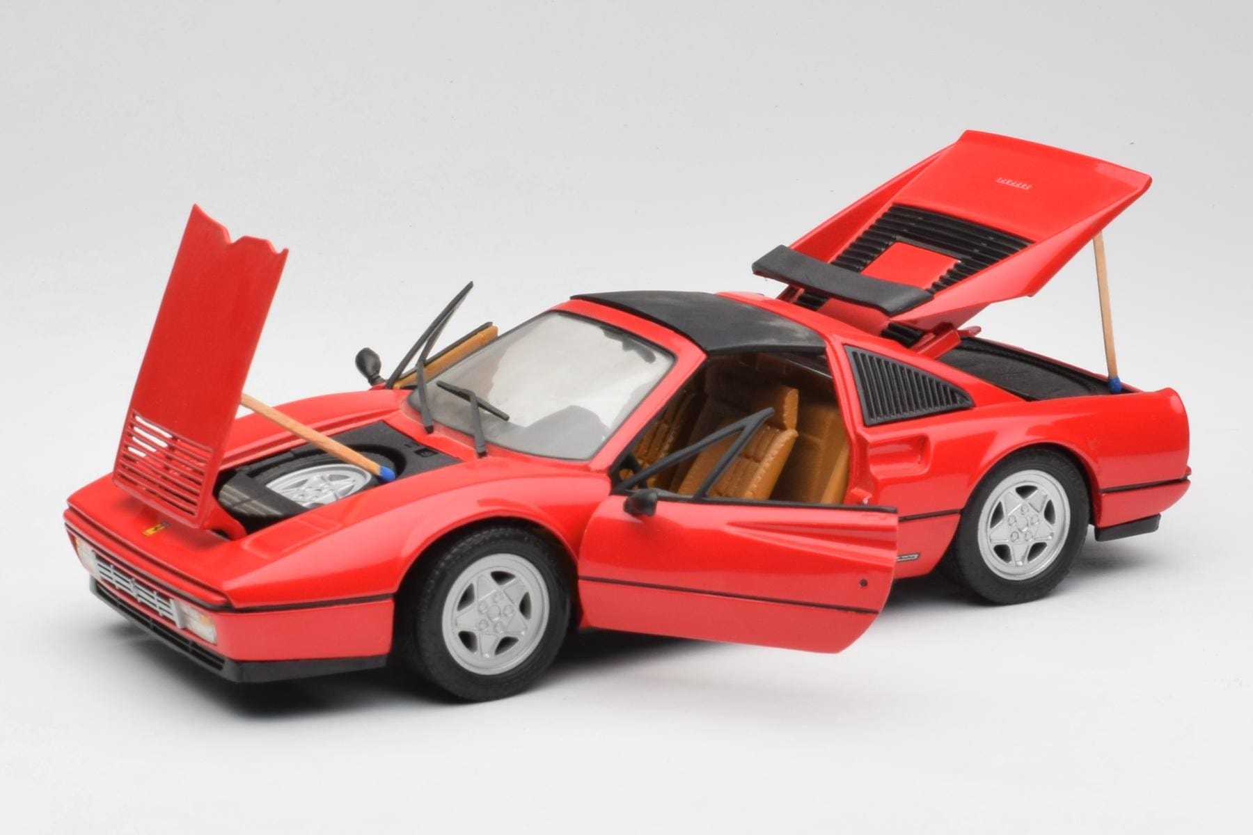 Anson Ferrari 328 GTS 1:18 диекаст модел