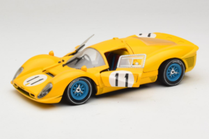 Ferrari 330 P4 #11 Жълт Spa-Francorchamps 1967 Eagles Race 1:18 38007-Y1 Метал — снимка 2 от 8