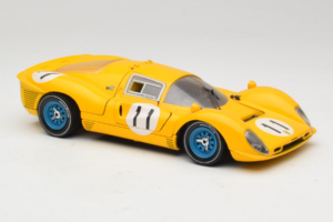 Ferrari 330 P4 #11 Жълт Spa-Francorchamps 1967 Eagles Race 1:18 38007-Y1 Метал — снимка 6 от 8