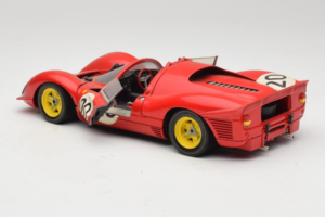 Ferrari 330 P4 #20 Червен 1967 Revell 1:18 48822-P1 Метал — снимка 5 от 8