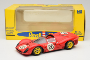 Ferrari 330 P4 #20 Червен 1967 Revell 1:18 48822-P1 Метал — снимка 8 от 8