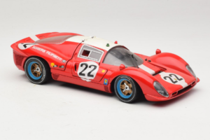 Ferrari 330 P4 #22 Scuderia Filipinetti Poor Condition 1967 Revell 1:18 48825-P1 Метал — снимка 6 от 8
