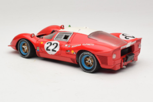 Ferrari 330 P4 #22 Scuderia Filipinetti Poor Condition 1967 Revell 1:18 48825-P1 Метал — снимка 7 от 8