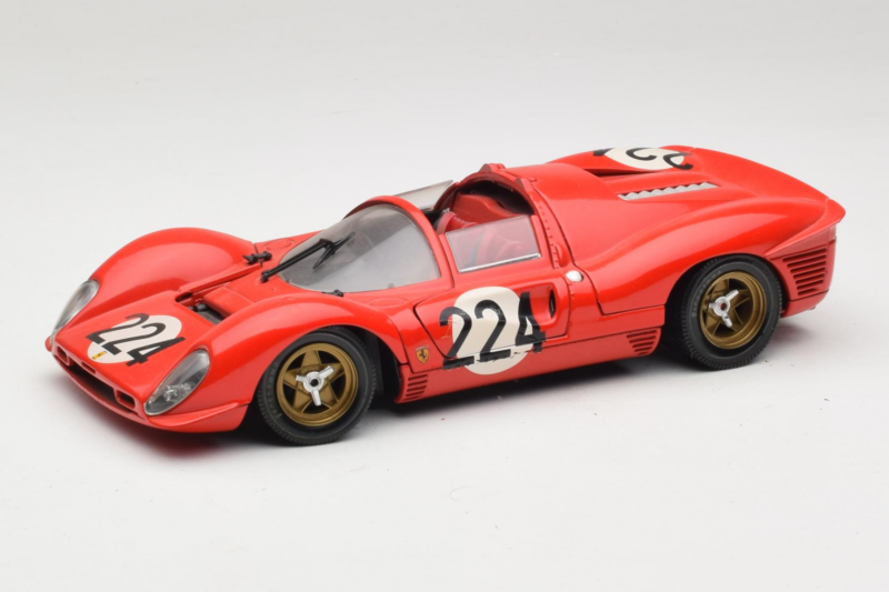 Ferrari 330 P4 #224 Червен 1967 Revell 1:18 48825-P2 Метал
