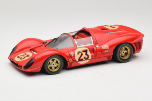 Ferrari 330 P4 #23 L. Bandini / C. Amon 24 Hours of Daytona Winner 1967 Revell 1:18 48833 Метал