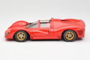 Ferrari 330 P4 Червен 1967 Revell 1:18 48822 Метал — снимка 4 от 8