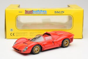 Ferrari 330 P4 Червен 1967 Revell 1:18 48822 Метал — снимка 8 от 8