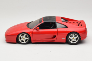 Ferrari F355 GTS Червен UT Models 1:18 22111 Метал — снимка 4 от 8