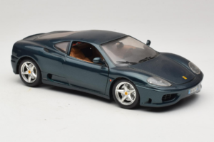 Ferrari 360 Modena Тъмнозелен Металик Bburago 1:18 3358-G2 Метал — снимка 5 от 7