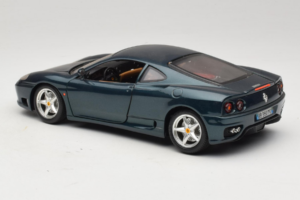Ferrari 360 Modena Тъмнозелен Металик Bburago 1:18 3358-G2 Метал — снимка 6 от 7