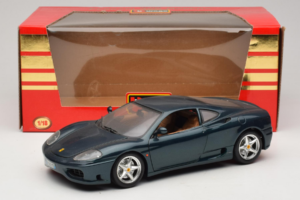 Ferrari 360 Modena Тъмнозелен Металик Bburago 1:18 3358-G2 Метал — снимка 7 от 7
