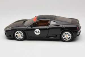Ferrari 360 Modena #14 Черен Лимитирано Издание Bburago 1:18 3368-B1 Метал — снимка 4 от 8
