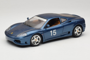 Ferrari 360 Modena #15 Лимитирано Издание Син Металик Bburago 1:18 3358-F1 Метал
