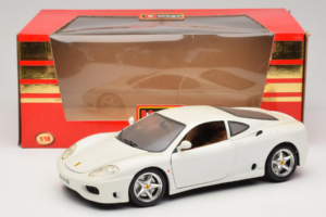 Ferrari 360 Modena Бял Bburago 1:18 3368-W1 Метал — снимка 8 от 8