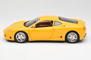 Ferrari 360 Modena Жълт Bburago 1:18 3368 Метал — снимка 4 от 8