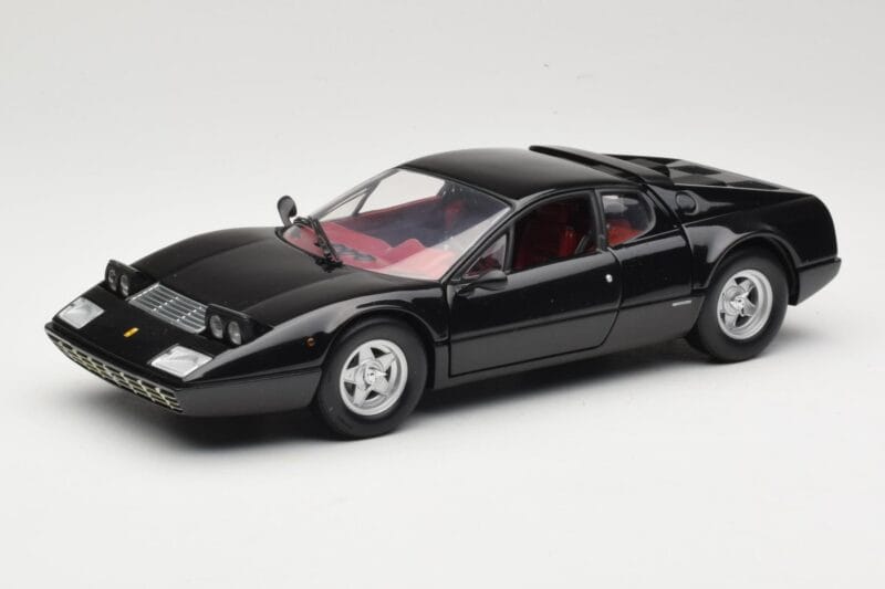 Ferrari 365 GT4/BB Черен Kyosho 1:18 08173K Метал