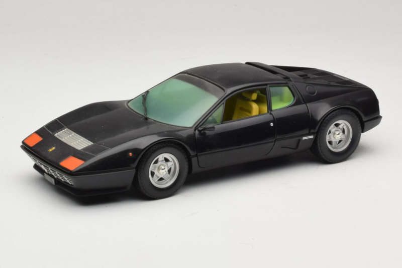 Ferrari 365 GT4 BB Черен Chrono 1:18 CH002 Метал