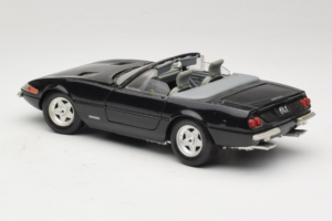 Ferrari 365 GTB/4 Daytona Кабриолет Черен Techno Giodi 1:18 40011-B1 Метал — снимка 7 от 8