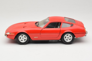 Ferrari 365 GTB/4 Daytona Червен Techno Giodi 1:18 40011-P2 Метал — снимка 4 от 8