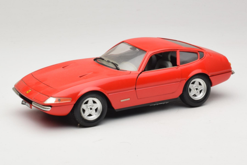Ferrari 365 GTB/4 Daytona Червен Techno Giodi 1:18 40011-P2 Метал