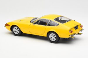 Ferrari 365 GTB/4 Daytona Жълт Kyosho 1:18 08162Y Метал — снимка 7 от 8