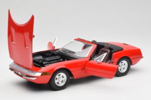 Ferrari 365 GTS Червен Solido 1:18 8017 Метал — снимка 2 от 8