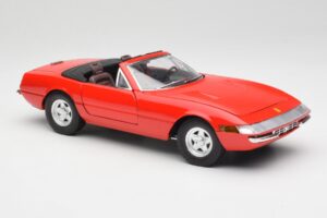 Ferrari 365 GTS Червен Solido 1:18 8017 Метал — снимка 6 от 8