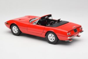 Ferrari 365 GTS Червен Solido 1:18 8017 Метал — снимка 7 от 8