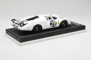 Ferrari 365 P2 #28 M. Gregory / J. Schlesser NART 24 Hours of Daytona 1967 Бял AB Models 1:18 REMC019 Смола — снимка 3 от 6