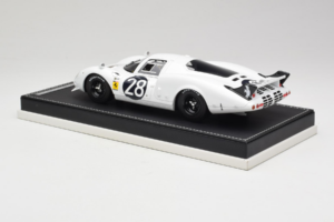 Ferrari 365 P2 #28 M. Gregory / J. Schlesser NART 24 Hours of Daytona 1967 Бял AB Models 1:18 REMC019 Смола — снимка 5 от 6