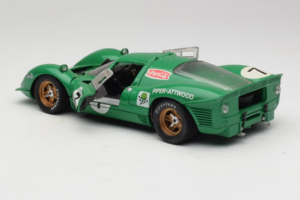 Ferrari 412P #7 Зелен 24 Hours of Daytona 1967 Eagles Race 1:18 37000 Метал — снимка 5 от 8