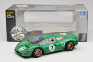Ferrari 412P #7 Зелен 24 Hours of Daytona 1967 Eagles Race 1:18 37000 Метал — снимка 8 от 8