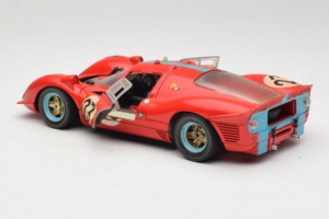 Ferrari 412P #23 W. Mairesse / J. Beurlys Le Mans 1967 Червен Revell 1:18 48826 Метал — снимка 5 от 8