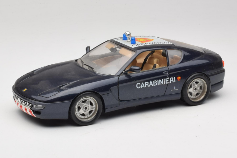 Ferrari 456 GT Carabinieri Черен Bburago 1:18 3036-B3 Метал