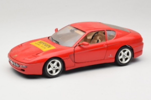 Ferrari 456 GT Ferrari Model Club Червен Bburago 1:18 3036-P1 Метал