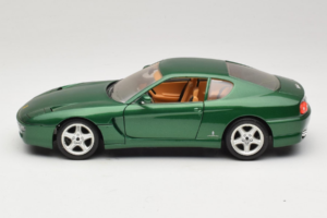Ferrari 456 GT Зелен Металик Bburago 1:18 3036-GR1 Метал — снимка 4 от 8